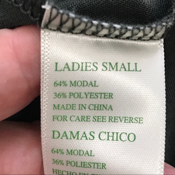 Green Tea Women’s Oversized V-Neck T-Shirt Modal Ruffle Hem Size Small - Picture 7 of 10